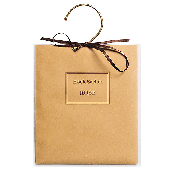Саше на вешалке с ароматом розы Саше на вешалке с ароматом розы